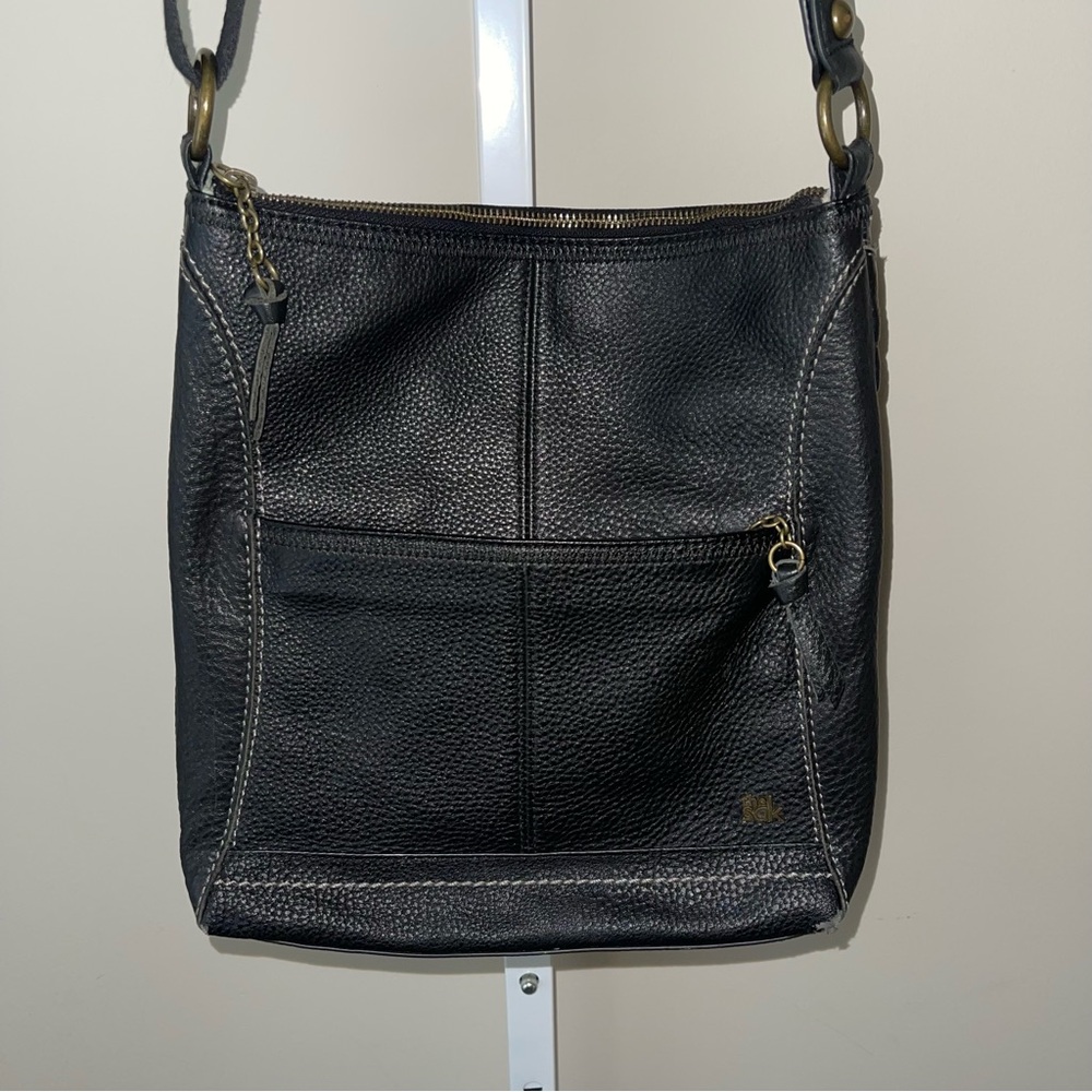 The Sak Black Leather Crossbody Shoulder Bag Boho Zip Pocket Purse